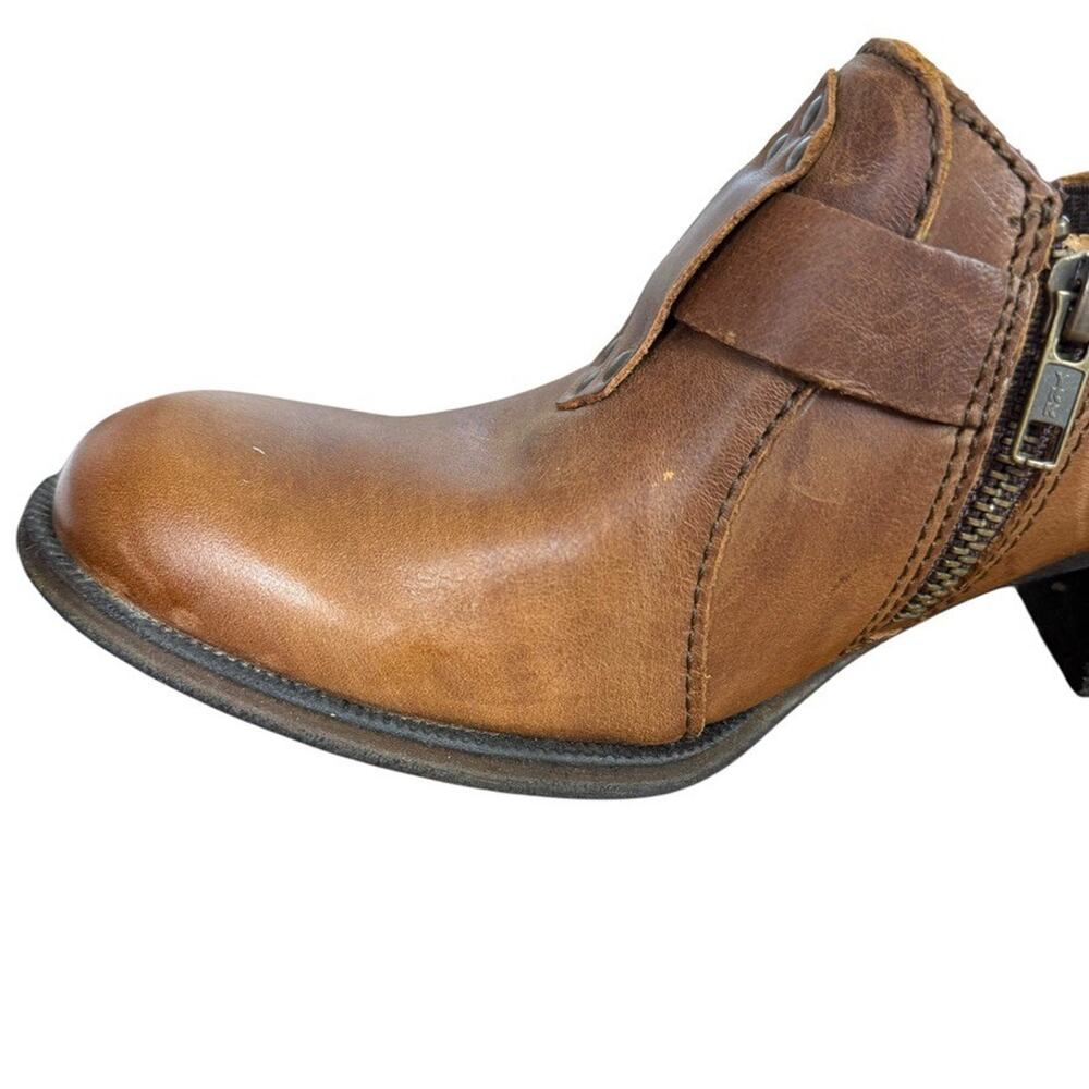 Born Brown Leather Chunky Block Heel Ankle Booties Boots Shoes Buckle Strap 7.5 - Picture 5 of 16